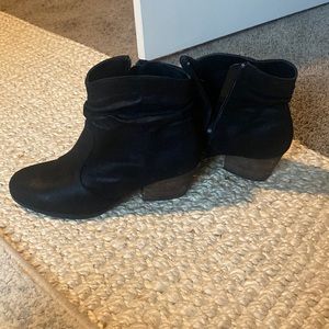 Bella vita cowboy booties